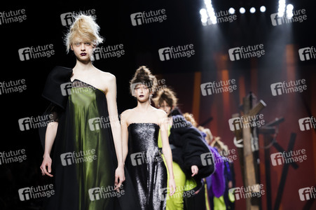 Ulises Mérida Fashion Show auf der Mercedes-Benz Fashion Week Madrid AW 2017
