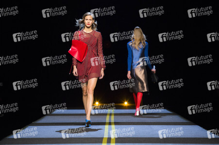 Moisés Nieto Fashion Show auf der Mercedes-Benz Fashion Week Madrid AW 2017