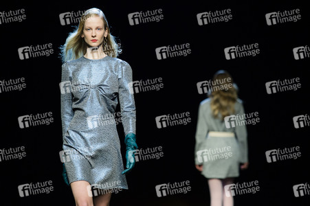 Moisés Nieto Fashion Show auf der Mercedes-Benz Fashion Week Madrid AW 2017