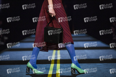 Moisés Nieto Fashion Show auf der Mercedes-Benz Fashion Week Madrid AW 2017