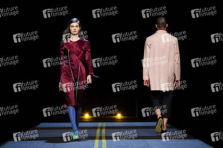Moisés Nieto Fashion Show auf der Mercedes-Benz Fashion Week Madrid AW 2017