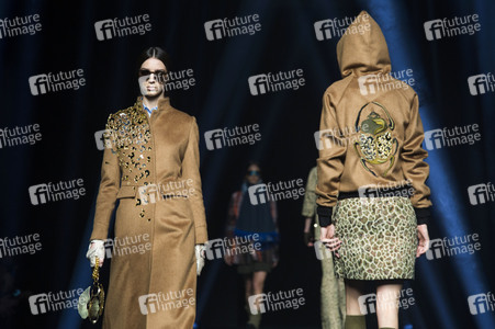 Alvarno Fashion Show auf der Mercedes-Benz Fashion Week Madrid AW 2017