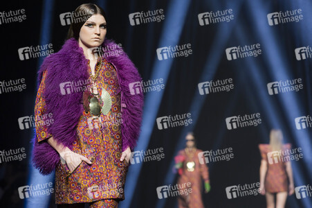 Alvarno Fashion Show auf der Mercedes-Benz Fashion Week Madrid AW 2017