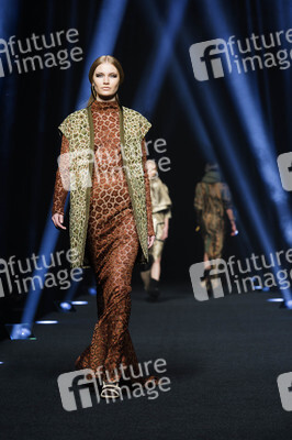 Alvarno Fashion Show auf der Mercedes-Benz Fashion Week Madrid AW 2017