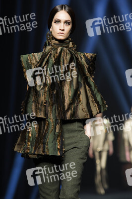 Alvarno Fashion Show auf der Mercedes-Benz Fashion Week Madrid AW 2017