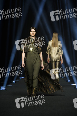 Alvarno Fashion Show auf der Mercedes-Benz Fashion Week Madrid AW 2017