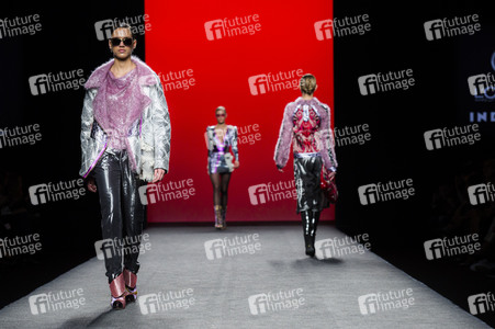 Custo Fashion Show auf der Mercedes-Benz Fashion Week Madrid AW 2017