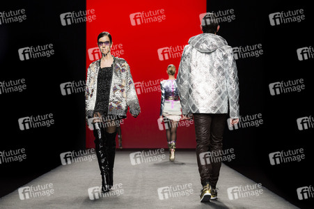 Custo Fashion Show auf der Mercedes-Benz Fashion Week Madrid AW 2017