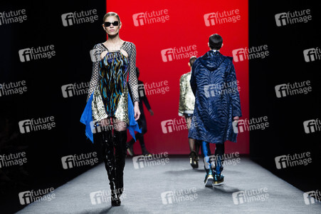 Custo Fashion Show auf der Mercedes-Benz Fashion Week Madrid AW 2017