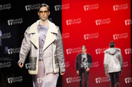 Custo Fashion Show auf der Mercedes-Benz Fashion Week Madrid AW 2017