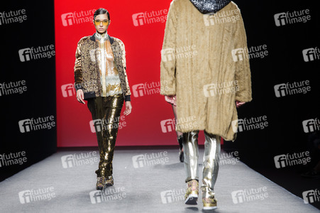 Custo Fashion Show auf der Mercedes-Benz Fashion Week Madrid AW 2017