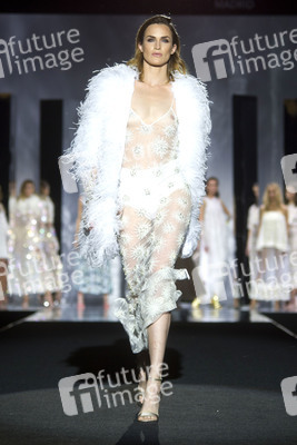 Duyos Fashion Show auf der Mercedes-Benz Fashion Week Madrid AW 2017