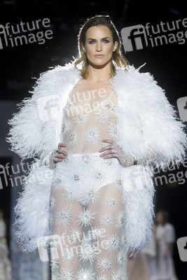 Duyos Fashion Show auf der Mercedes-Benz Fashion Week Madrid AW 2017