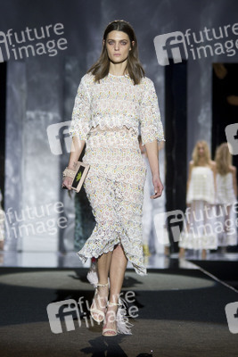 Duyos Fashion Show auf der Mercedes-Benz Fashion Week Madrid AW 2017