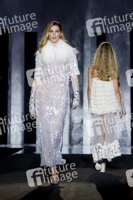Duyos Fashion Show auf der Mercedes-Benz Fashion Week Madrid AW 2017