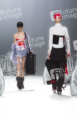 Maria ke Fisherman Fashion Show auf der Mercedes-Benz Fashion Week Madrid AW 2017