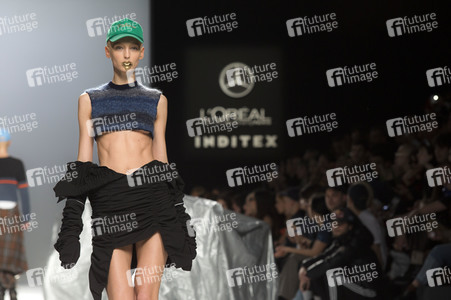 Maria ke Fisherman Fashion Show auf der Mercedes-Benz Fashion Week Madrid AW 2017