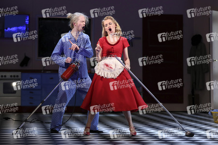 Fotoprobe 'Alles muss glänzen - The Homemaker' in Berlin