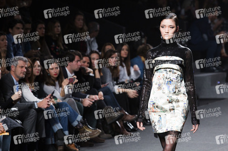 2nd Skin Fashion Show auf der Mercedes-Benz Fashion Week Madrid AW 2017