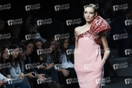 2nd Skin Fashion Show auf der Mercedes-Benz Fashion Week Madrid AW 2017