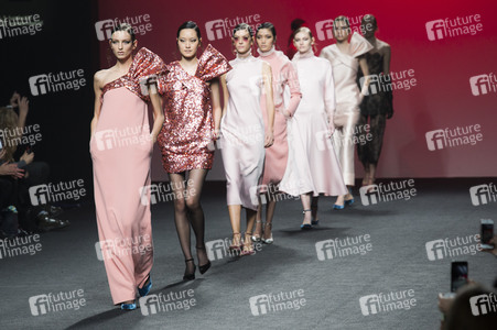 2nd Skin Fashion Show auf der Mercedes-Benz Fashion Week Madrid AW 2017