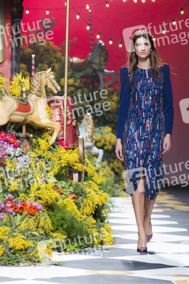 Jorge Vázquez Fashion Show auf der Mercedes-Benz Fashion Week Madrid AW 2017