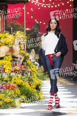 Jorge Vázquez Fashion Show auf der Mercedes-Benz Fashion Week Madrid AW 2017