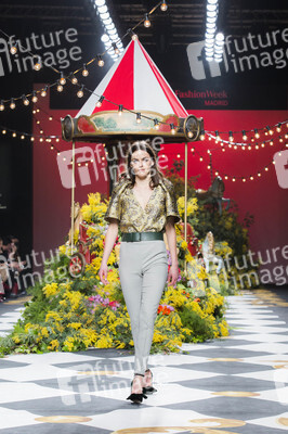 Jorge Vázquez Fashion Show auf der Mercedes-Benz Fashion Week Madrid AW 2017