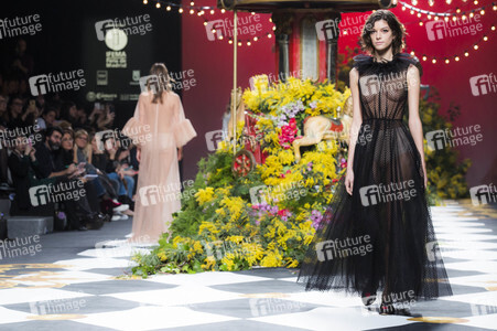 Jorge Vázquez Fashion Show auf der Mercedes-Benz Fashion Week Madrid AW 2017