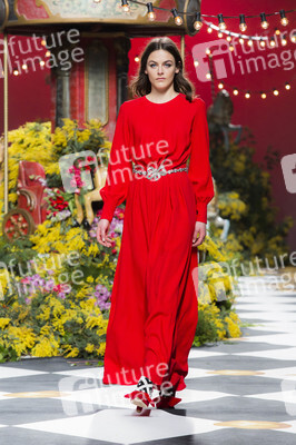 Jorge Vázquez Fashion Show auf der Mercedes-Benz Fashion Week Madrid AW 2017