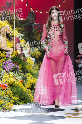 Jorge Vázquez Fashion Show auf der Mercedes-Benz Fashion Week Madrid AW 2017