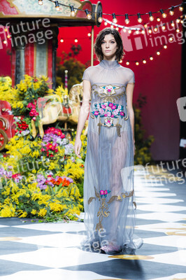 Jorge Vázquez Fashion Show auf der Mercedes-Benz Fashion Week Madrid AW 2017