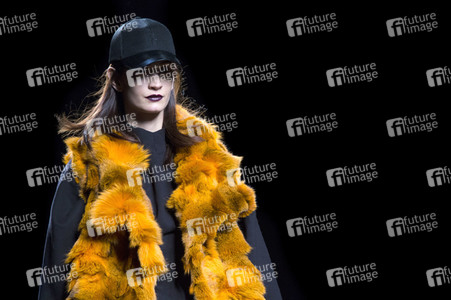 Jesús Lorenzo  Fashion Show auf der Mercedes-Benz Fashion Week Madrid AW 2017
