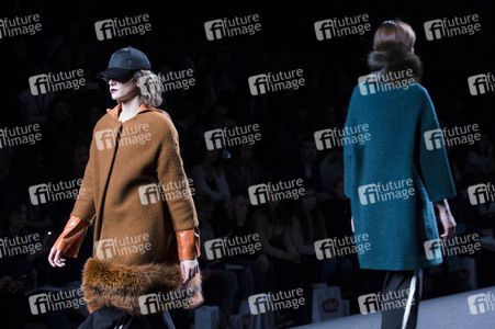 Jesús Lorenzo  Fashion Show auf der Mercedes-Benz Fashion Week Madrid AW 2017