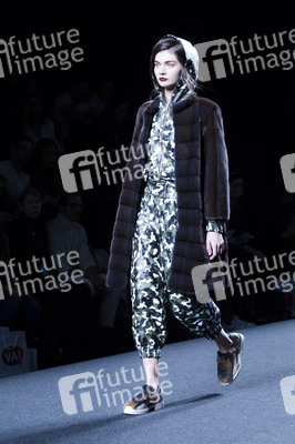 Jesús Lorenzo  Fashion Show auf der Mercedes-Benz Fashion Week Madrid AW 2017