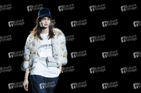 Jesús Lorenzo  Fashion Show auf der Mercedes-Benz Fashion Week Madrid AW 2017