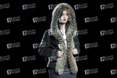 Jesús Lorenzo  Fashion Show auf der Mercedes-Benz Fashion Week Madrid AW 2017