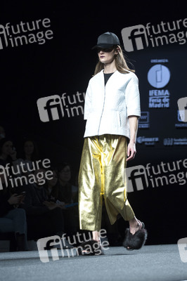 Jesús Lorenzo  Fashion Show auf der Mercedes-Benz Fashion Week Madrid AW 2017