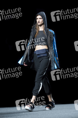 Jesús Lorenzo  Fashion Show auf der Mercedes-Benz Fashion Week Madrid AW 2017