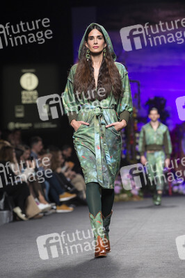 Francis Montesinos Fashion Show auf der Mercedes-Benz Fashion Week Madrid AW 2017