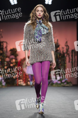 Francis Montesinos Fashion Show auf der Mercedes-Benz Fashion Week Madrid AW 2017