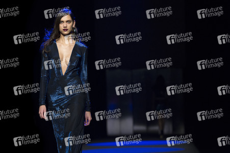 Esther Noriega Fashion Show auf der Mercedes-Benz Fashion Week Madrid AW 2017