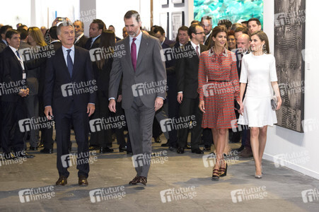 Die spanischen Royals auf der Kunstmesse ACRO in Madrid