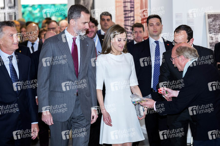 Die spanischen Royals auf der Kunstmesse ACRO in Madrid