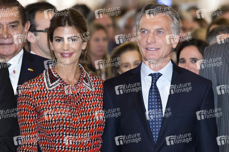 Die spanischen Royals auf der Kunstmesse ACRO in Madrid