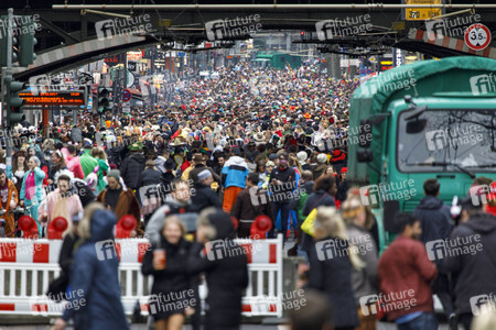 Weiberfastnacht in Köln