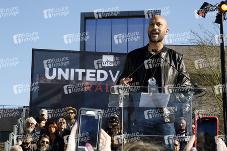 UTA's United Voices Kundgebung in Beverly Hills