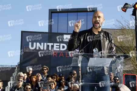 UTA's United Voices Kundgebung in Beverly Hills