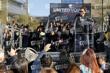 UTA's United Voices Kundgebung in Beverly Hills