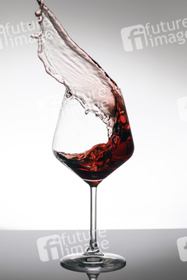 Symbolfoto Rotwein